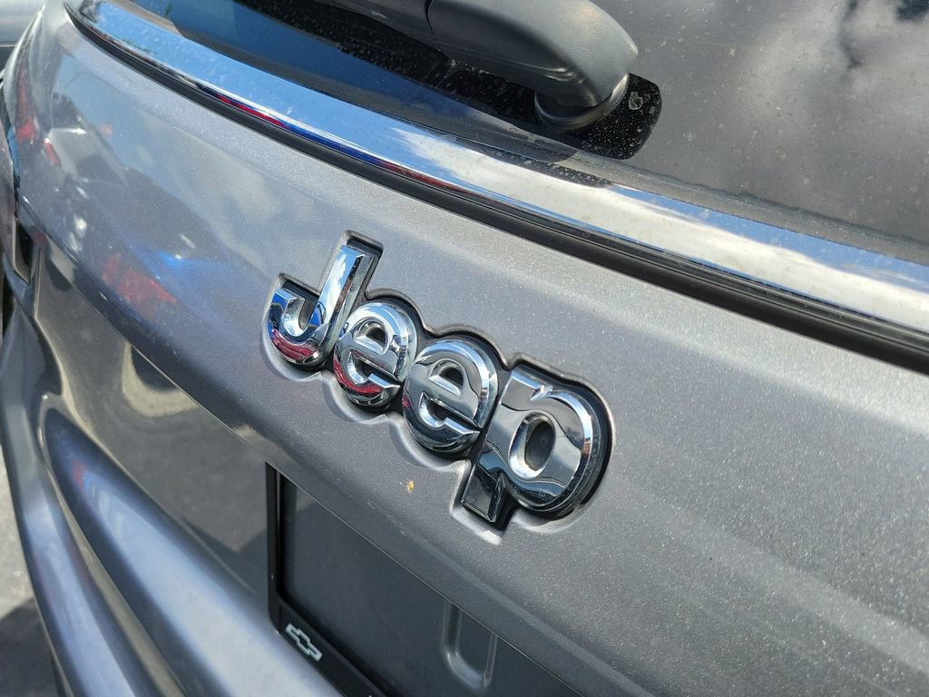 Used 2018 Jeep Compass Latitude image 5