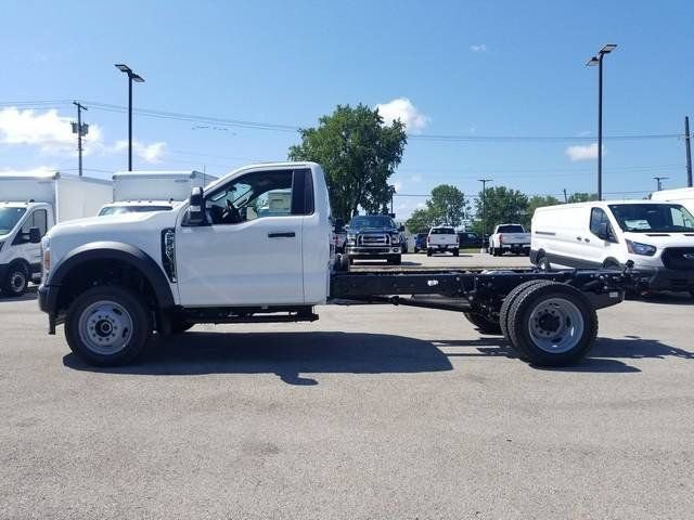 New 2026 Ford F550 4x4 Regular Cab Super Duty image 3