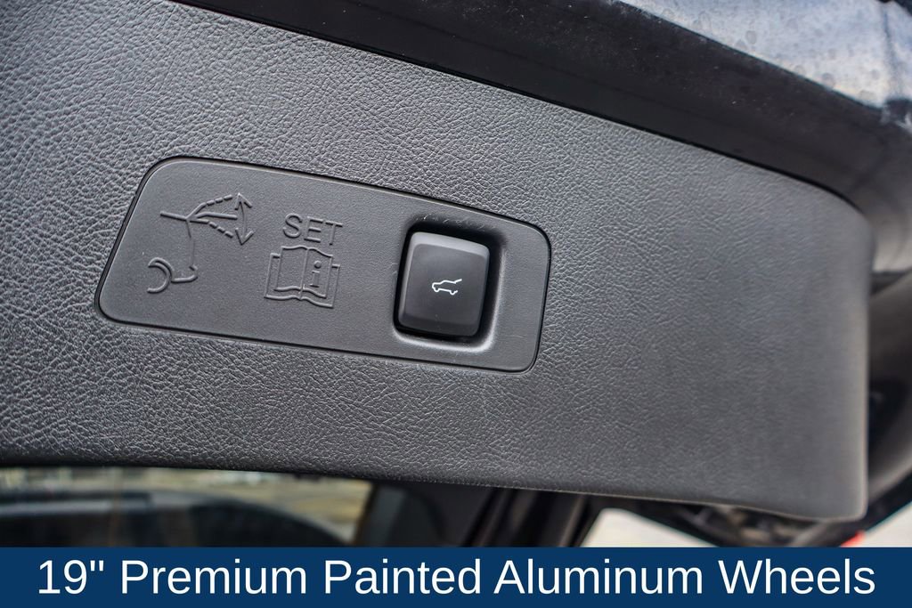 Used 2022 Lincoln Corsair AWD w/ Premium Package image 39