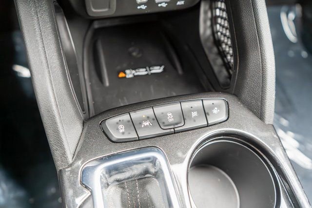 Used 2023 Chevrolet TrailBlazer ACTIV w/ Sun and Liftgate Package FWD image 34