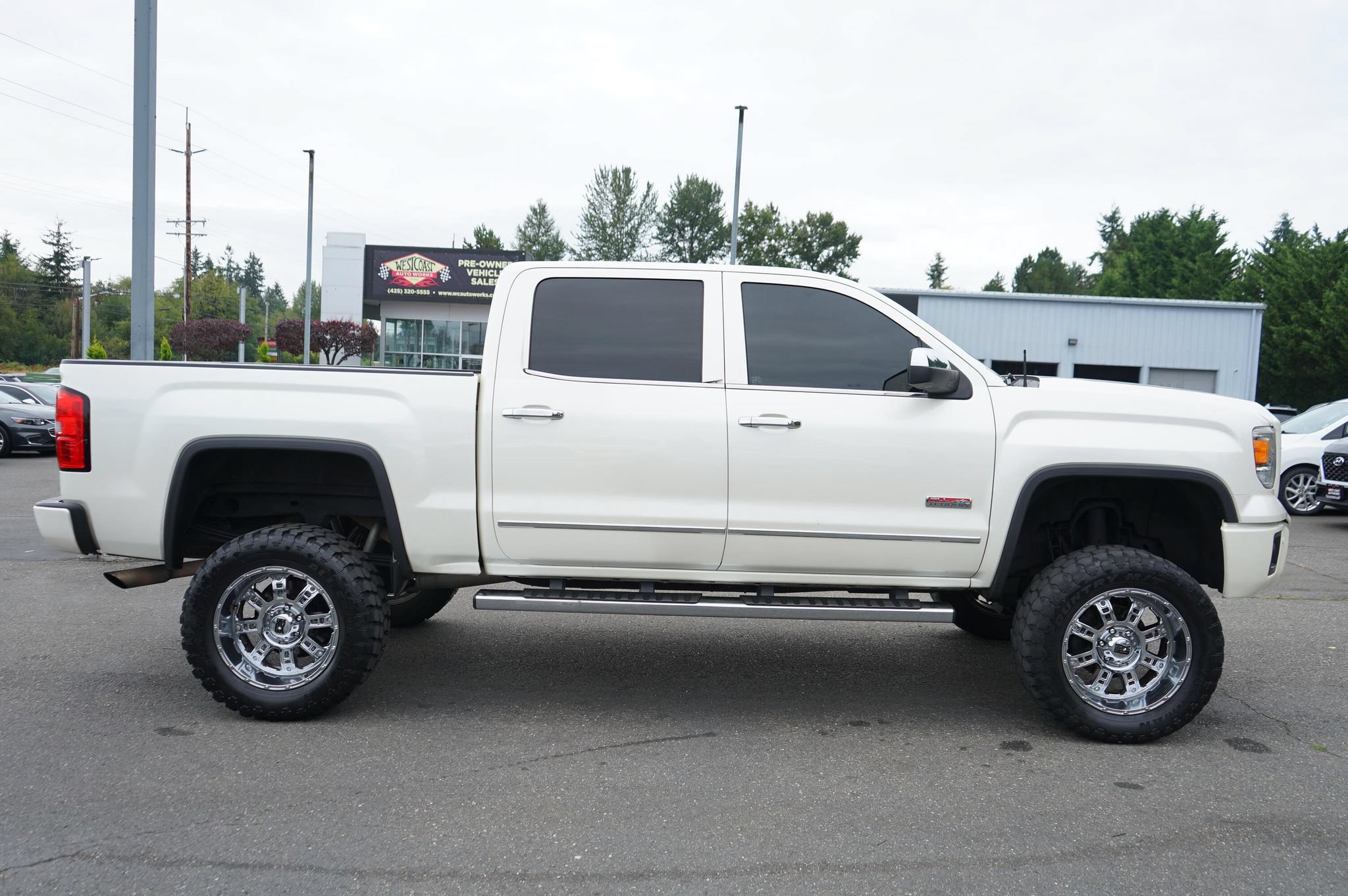 Used 2014 GMC Sierra 1500 SLT AWD/4WD image 6