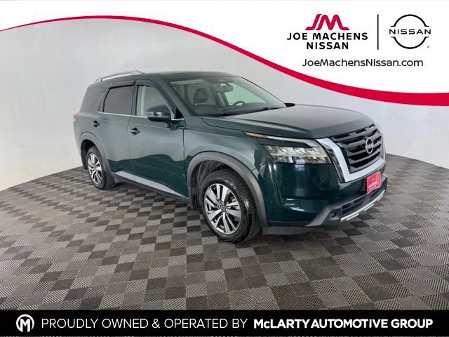 Certified 2022 Nissan Pathfinder SL