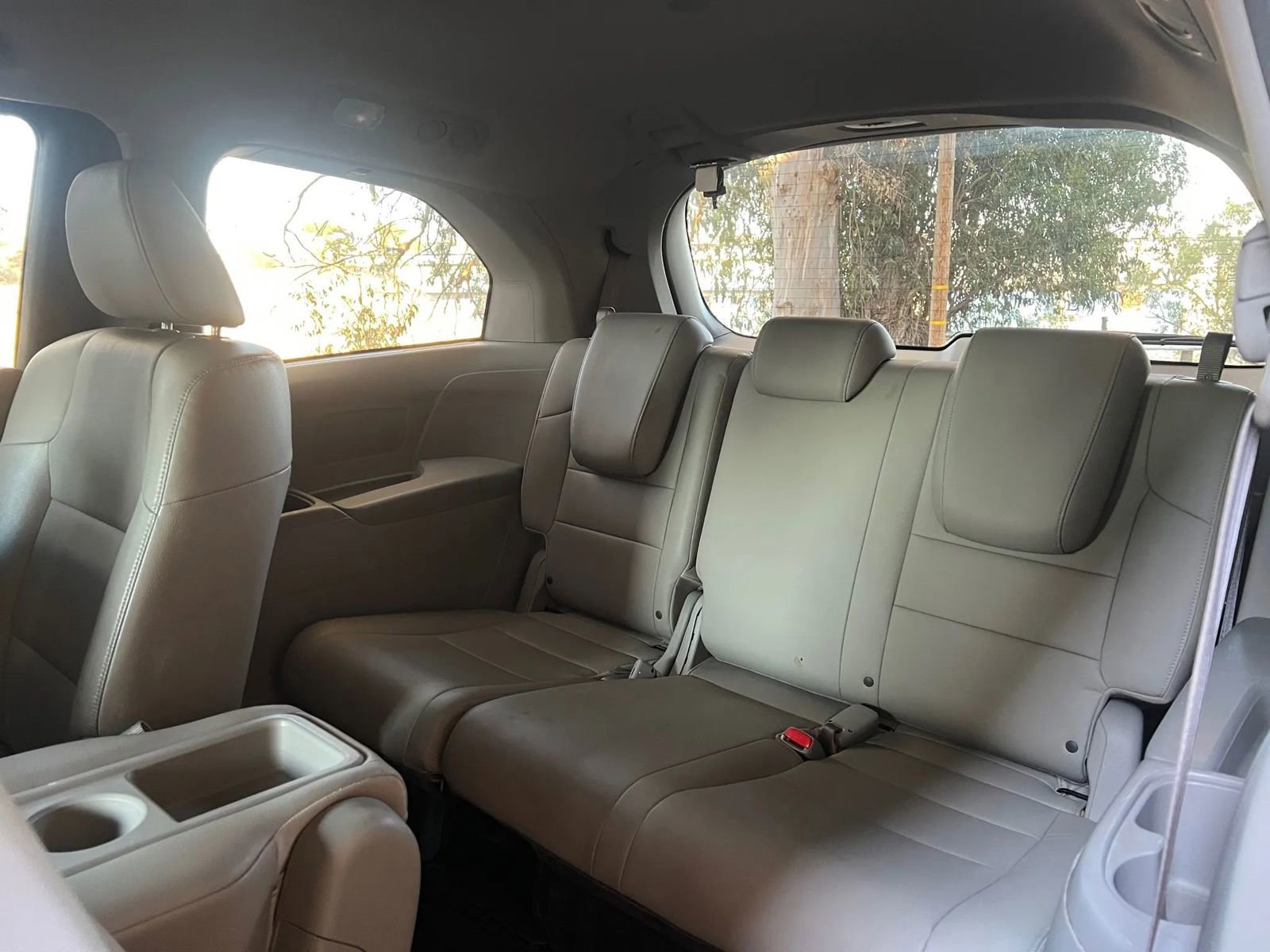 Used 2012 Honda Odyssey EX-L image 18