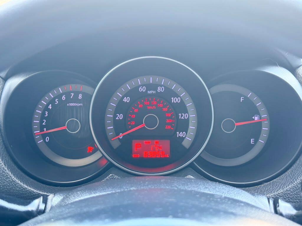 Used 2012 Kia Forte LX FWD image 17