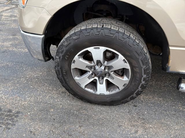 Used 2012 Ford F150 XLT w/ XTR Pkg image 16