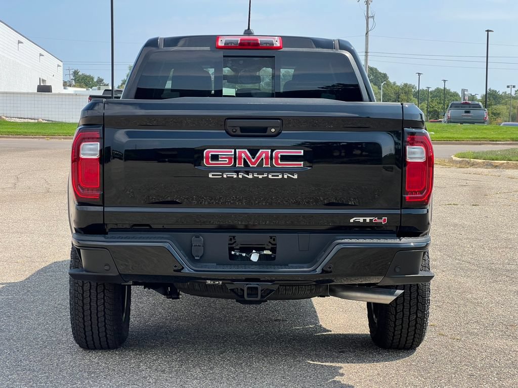 New 2026 GMC Canyon AT4 w/ Technology Plus Package AWD/4WD image 39