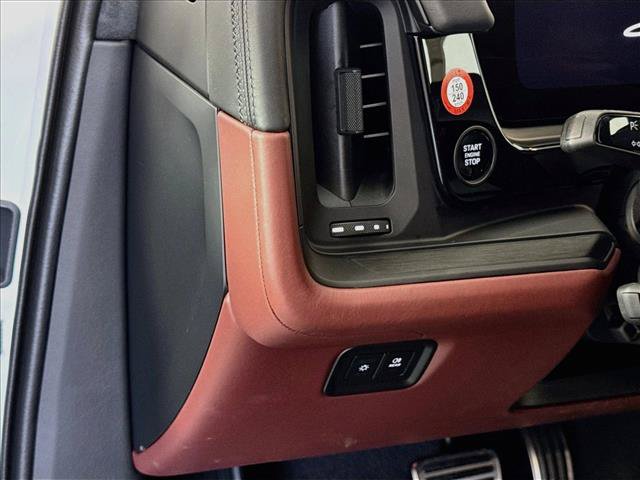 New 2026 Porsche Cayenne GTS AWD/4WD image 13