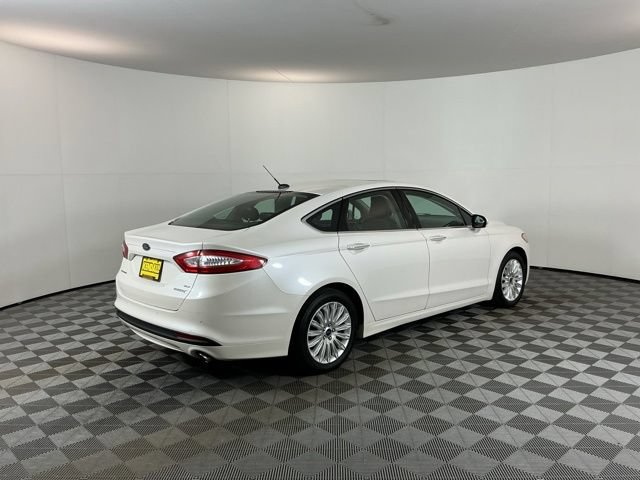 Used 2016 Ford Fusion SE w/ Equipment Group 502A FWD image 5