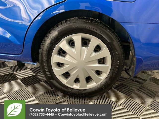 Used 2014 Nissan Versa SV image 21