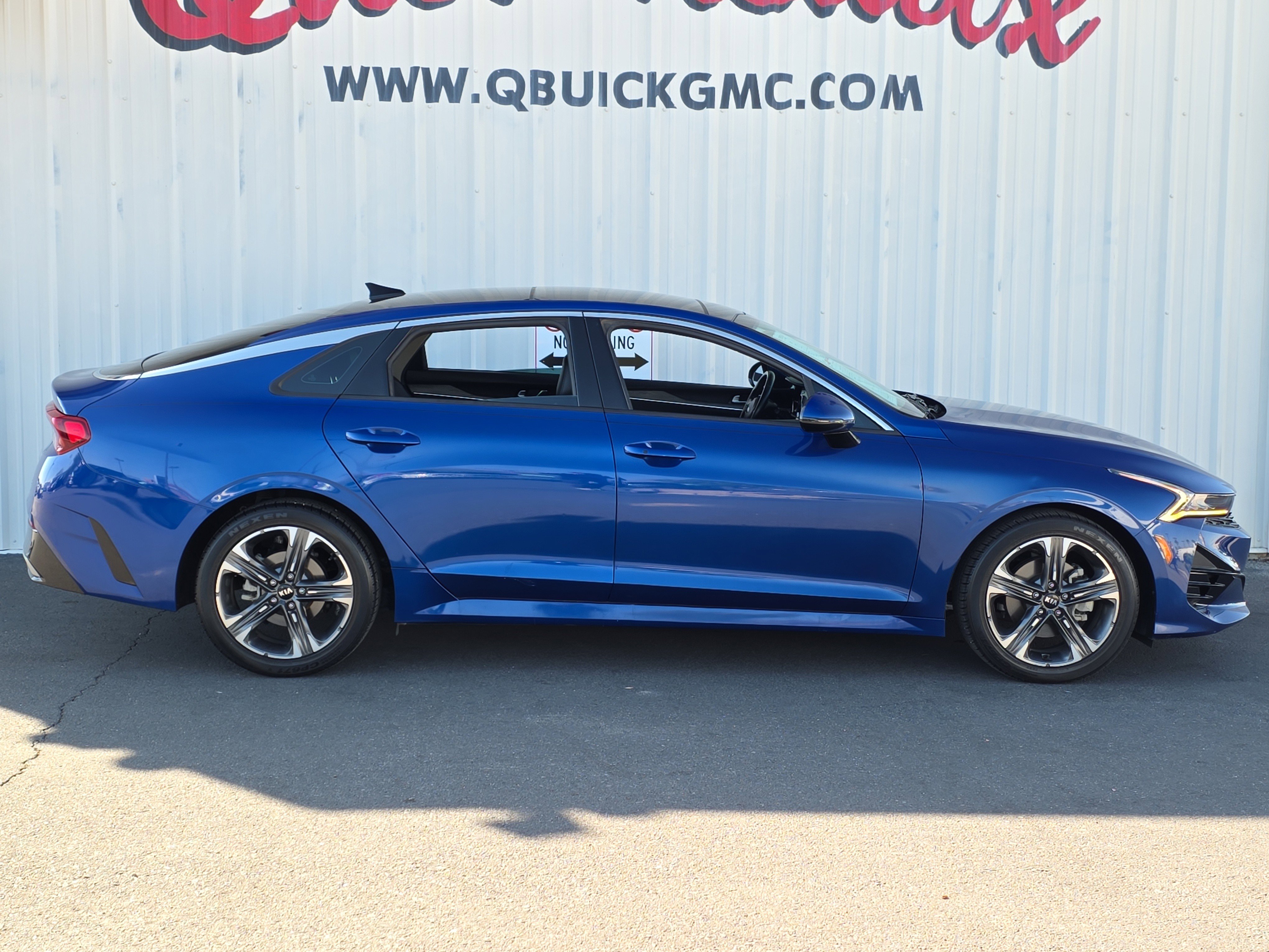 Used 2021 Kia K5 EX image 10