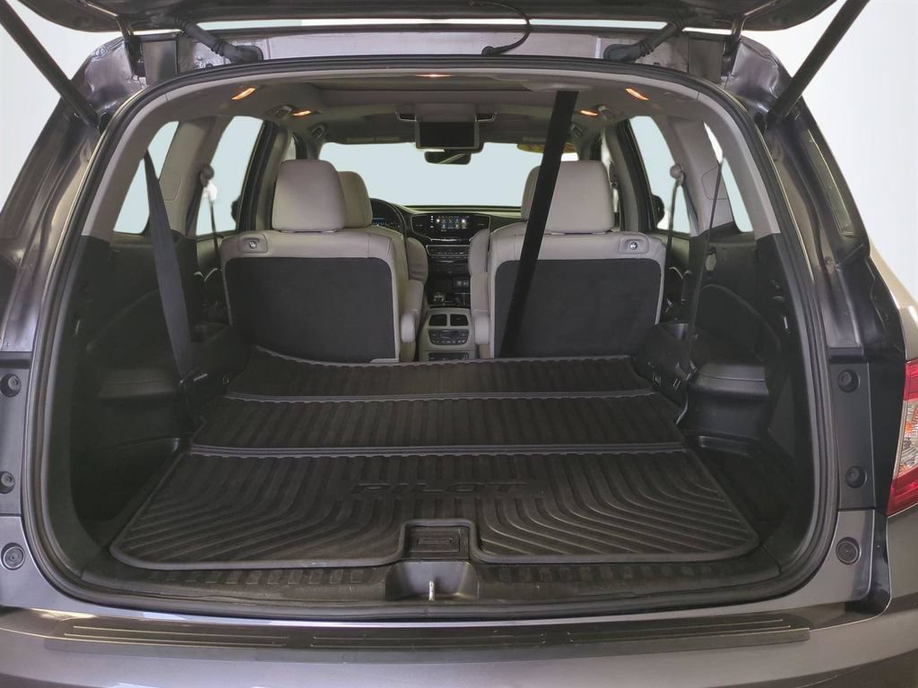 Used 2021 Honda Pilot Elite image 14