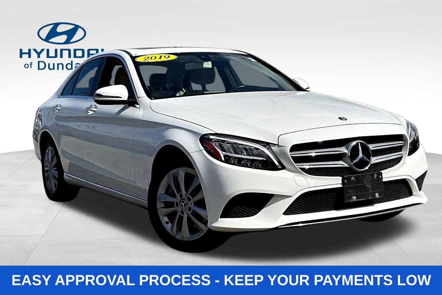 Used 2019 Mercedes-Benz C 300 4MATIC Sedan image 3