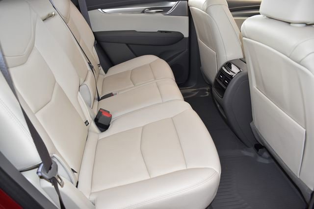 Used 2022 Cadillac XT5 Premium Luxury w/ LPO, Floor Liner Package AWD/4WD image 12