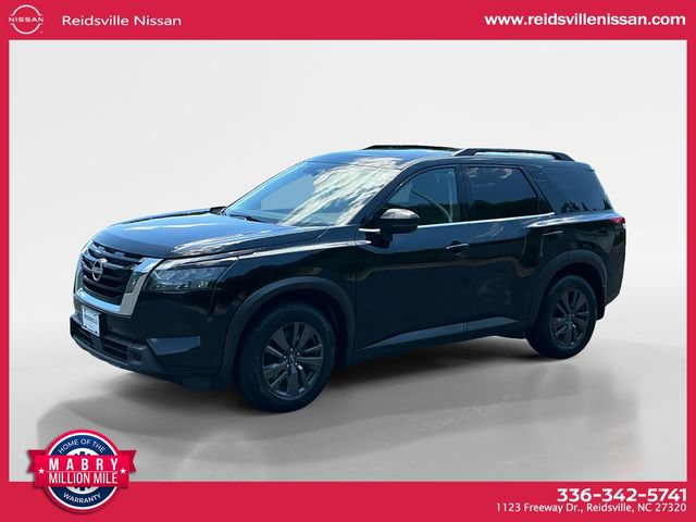 Used 2023 Nissan Pathfinder SV w/ SV Premium Package AWD/4WD image 1