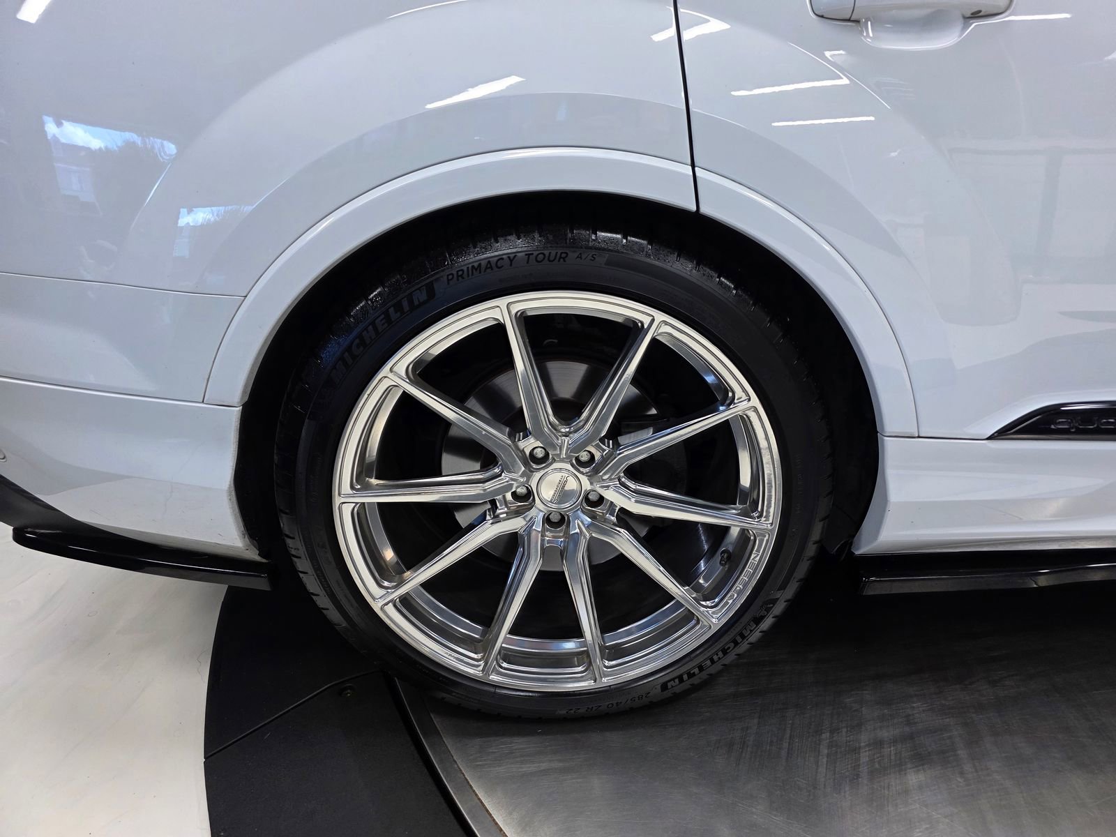 Used 2020 Audi SQ7 Prestige w/ Prestige Package AWD/4WD image 56