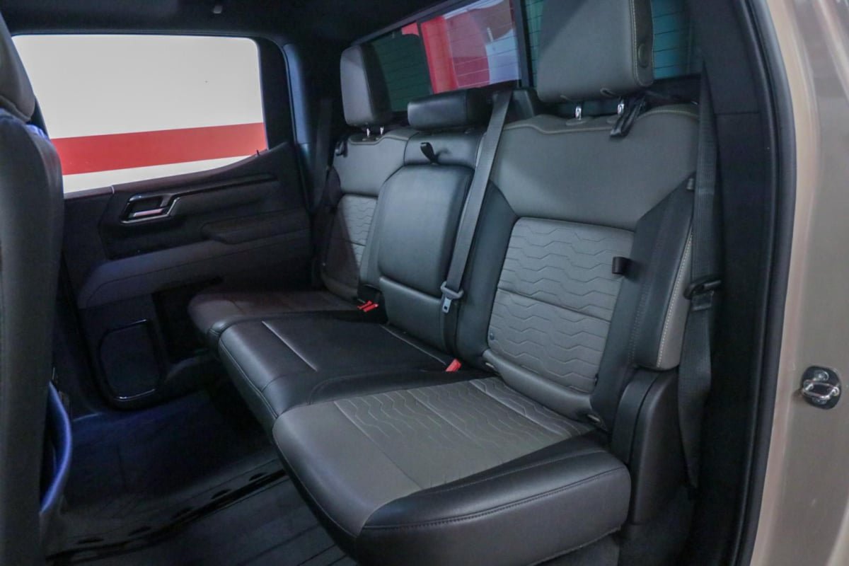 Used 2022 Chevrolet Silverado 1500 ZR2 w/ Technology Package AWD/4WD image 14