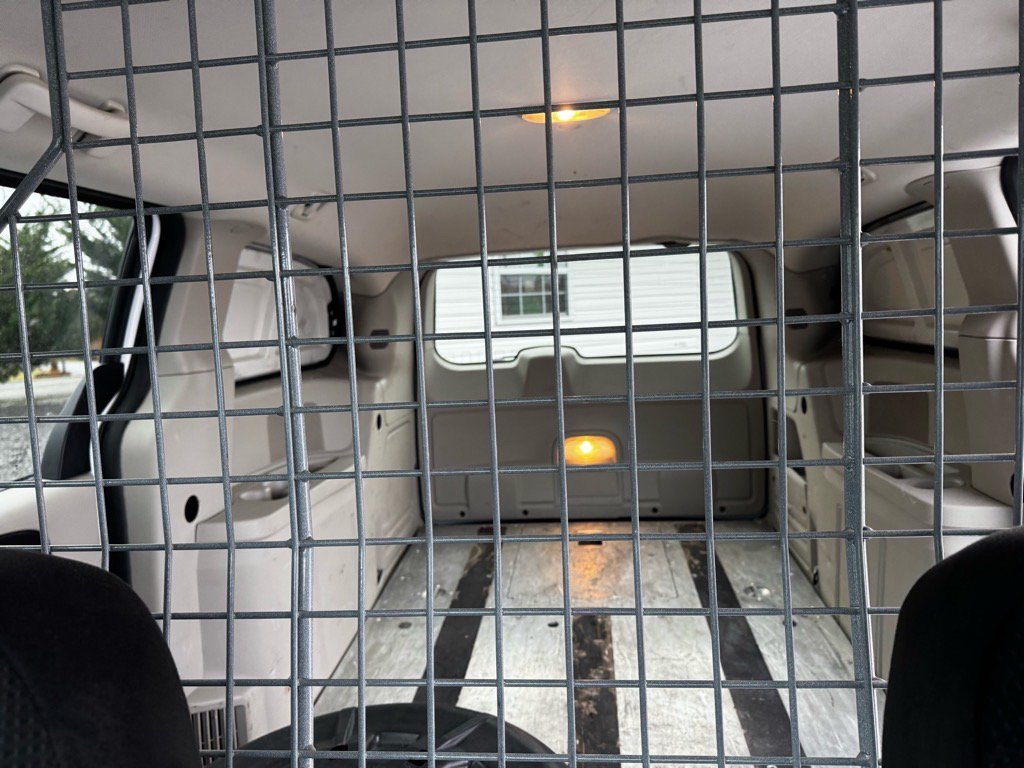 Used 2015 RAM C/V Tradesman FWD image 19