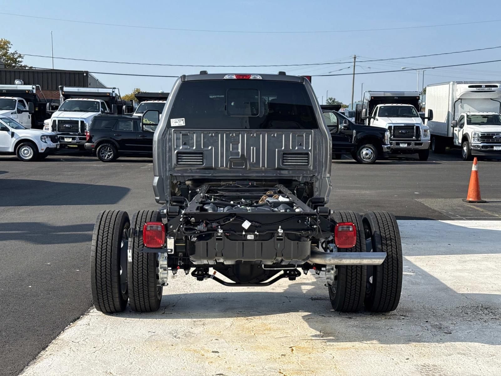 New 2027 Ford F550 4x4 Supercab Super Duty image 4