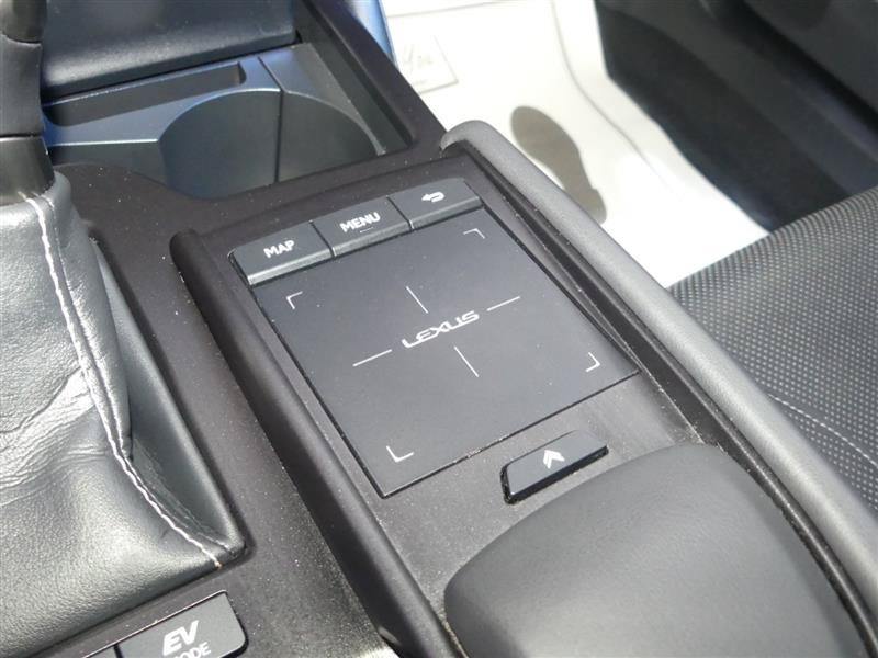 Used 2019 Lexus ES 300h w/ Accessory Package FWD image 41