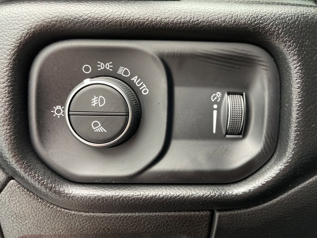 Used 2022 RAM 1500 Big Horn image 24