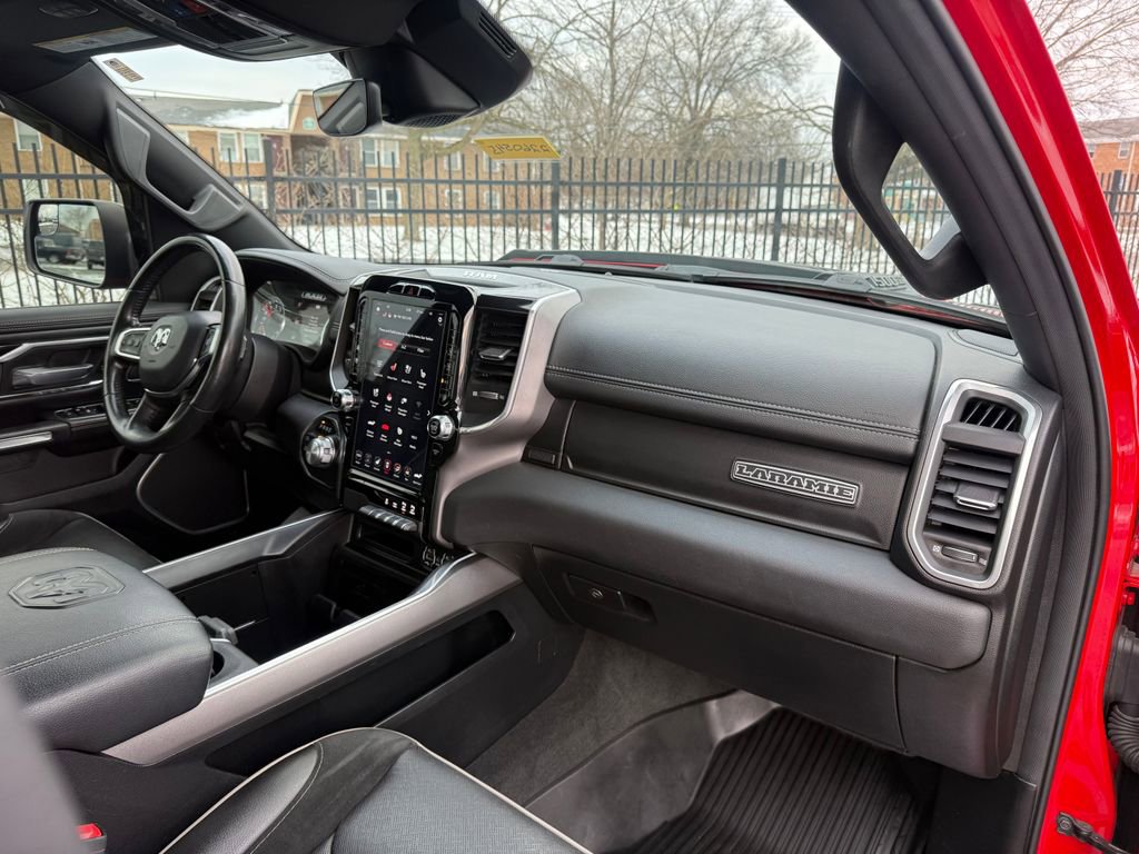 Used 2021 RAM 1500 Laramie w/ Night Edition image 12