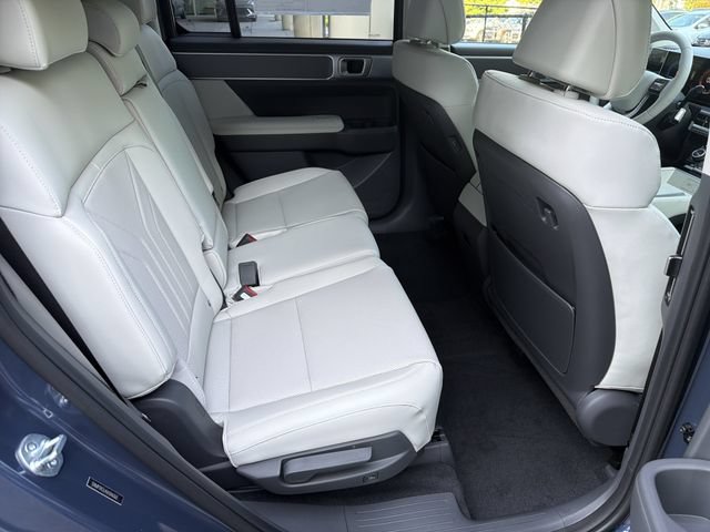 New 2027 Hyundai Santa Fe SEL FWD image 17