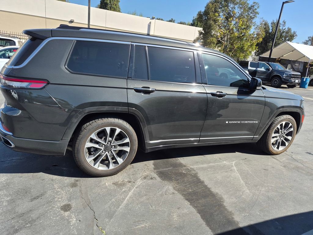 Used 2023 Jeep Grand Cherokee L Overland w/ Rear Seat Video Group I image 8