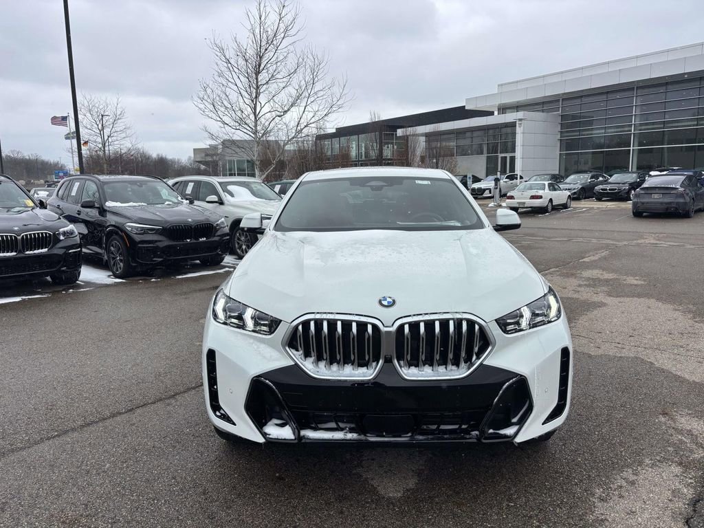 New 2026 BMW X6 xDrive40i image 2