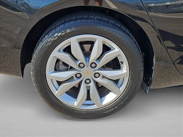 Used 2018 Chevrolet Impala LT FWD image 24