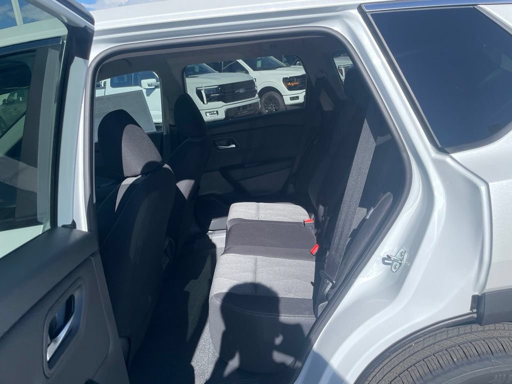 New 2026 Nissan Rogue SV AWD/4WD image 22