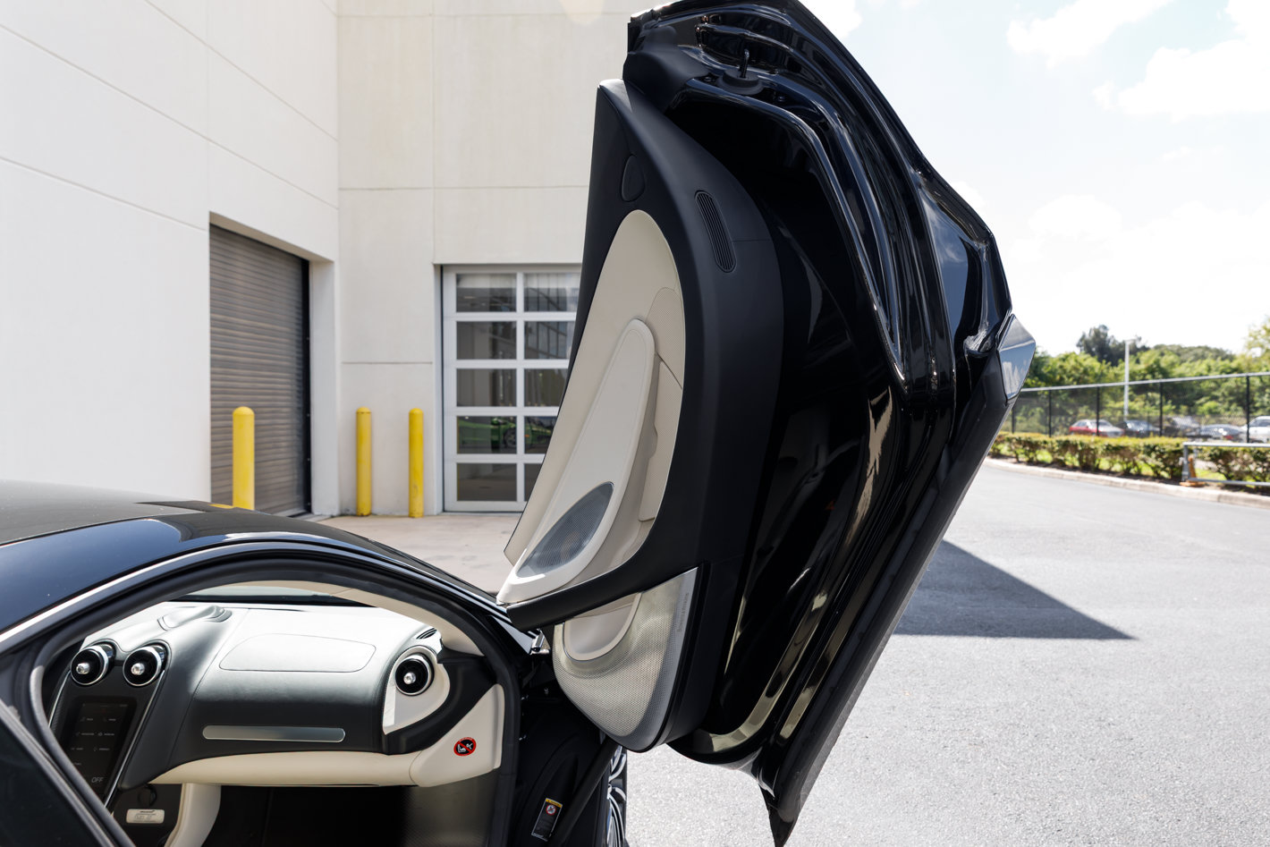 Used 2021 McLaren GT RWD image 34