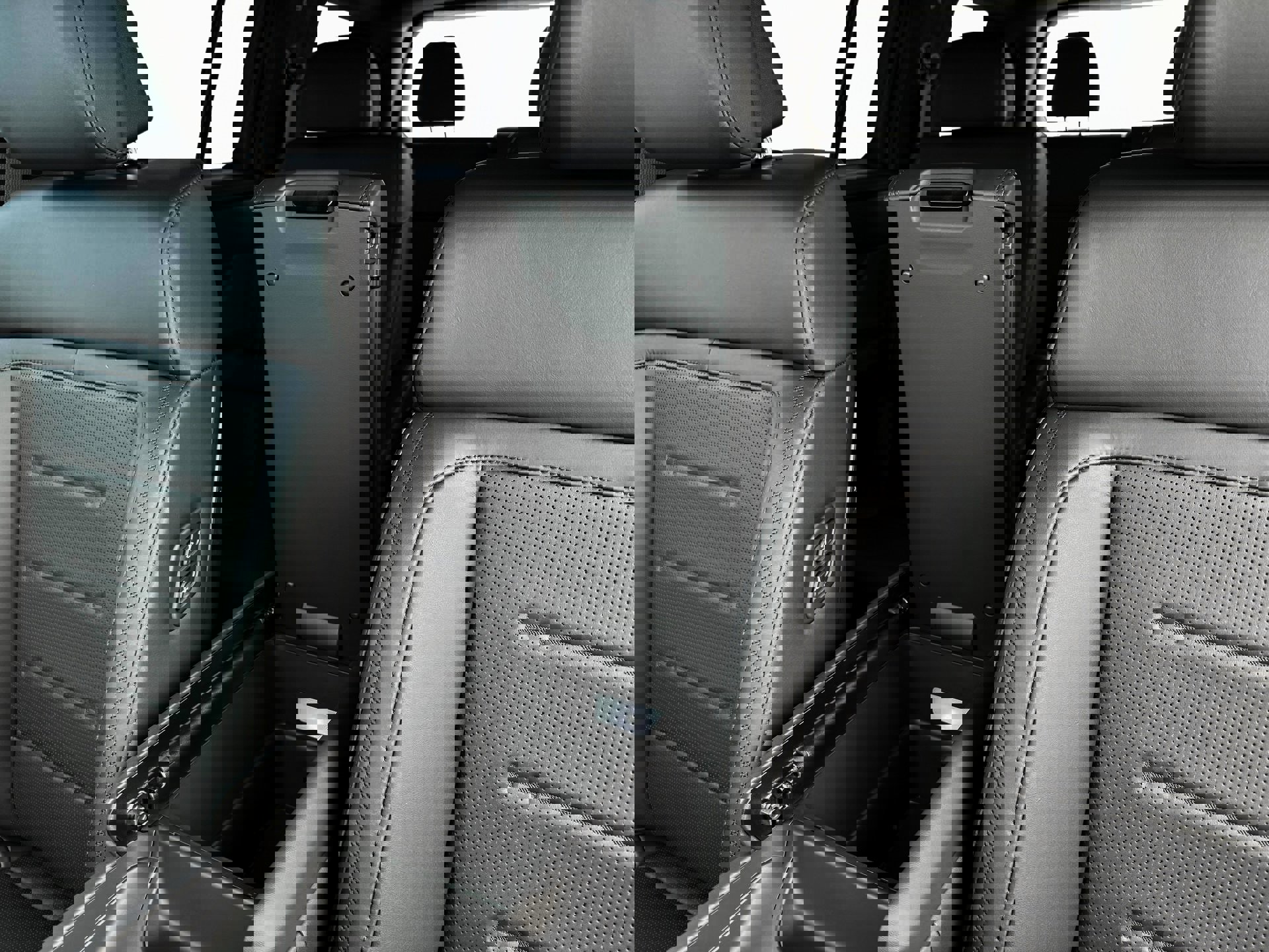 New 2025 Hyundai Santa Fe Calligraphy image 18