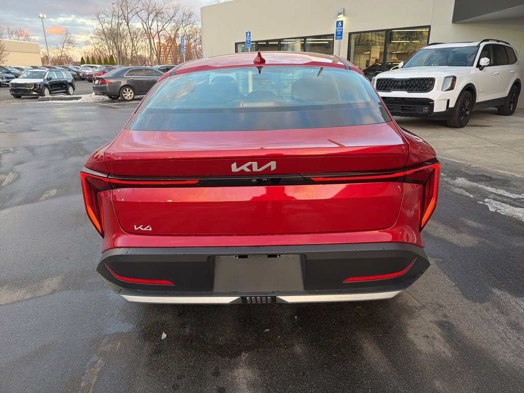 New 2025 Kia K4 LXS image 7