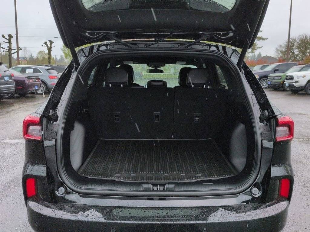 Used 2024 Ford Escape ST-Line w/ Tech Pack #1 image 25