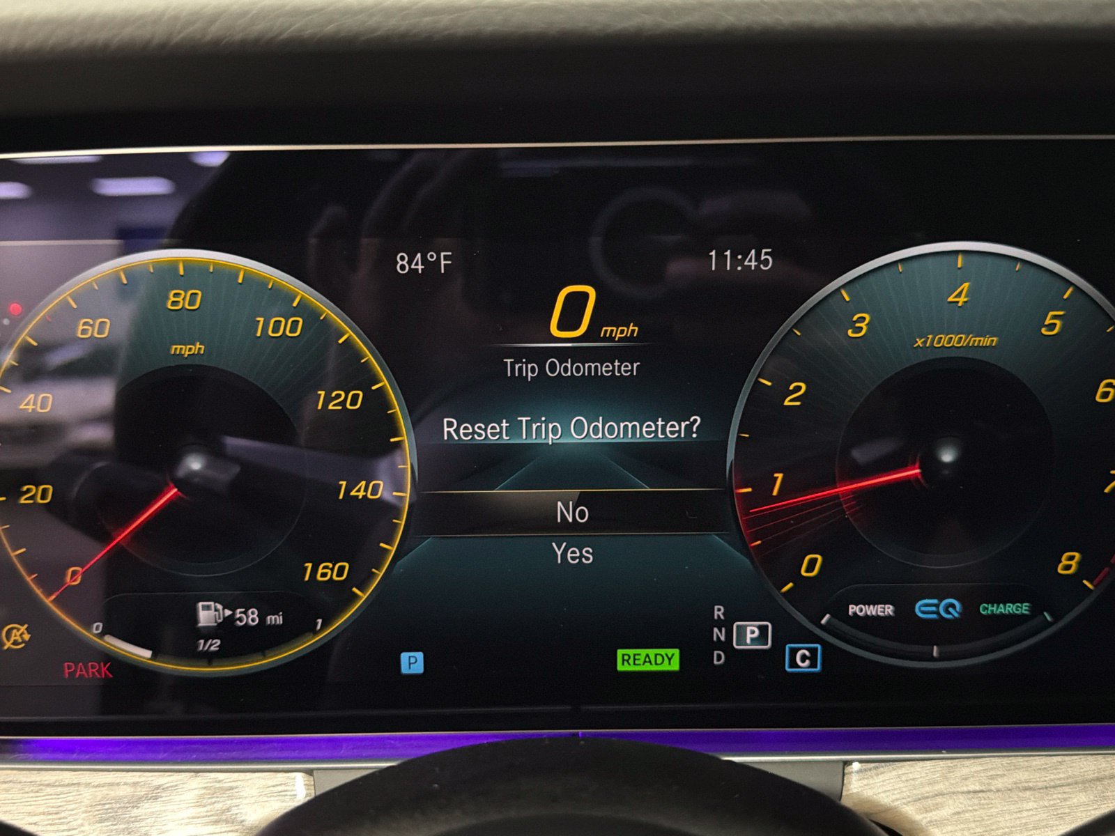 Used 2022 Mercedes-Benz E 450 Coupe image 31