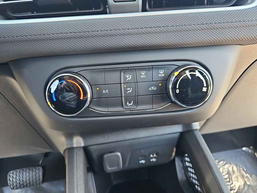 New 2026 Chevrolet TrailBlazer LS image 33