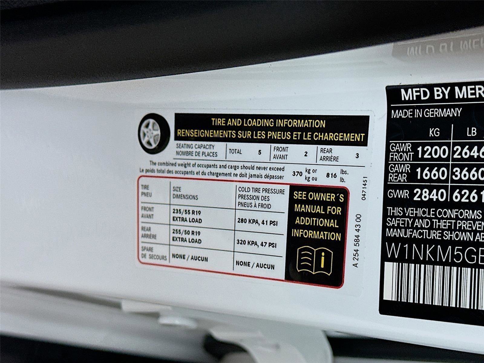 Certified 2025 Mercedes-Benz GLC 350e 4MATIC image 38