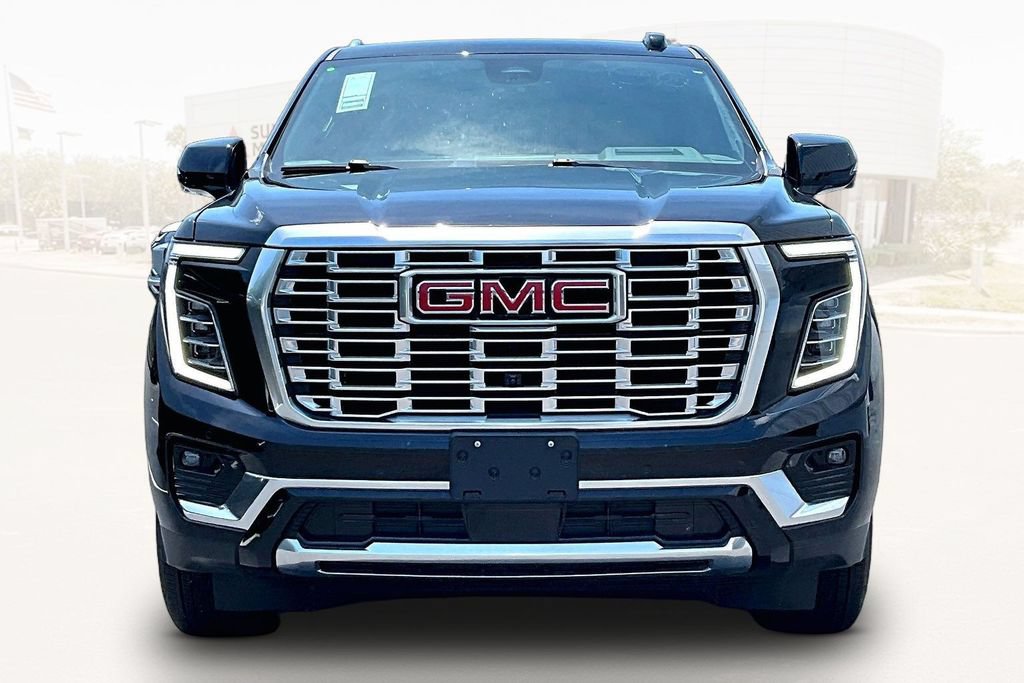 Used 2026 GMC Yukon Denali AWD/4WD image 2