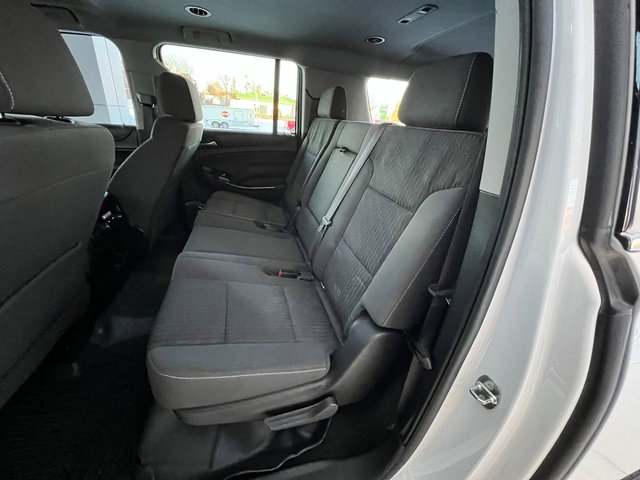 Used 2017 GMC Yukon XL SLE w/ SLE Value Package image 26