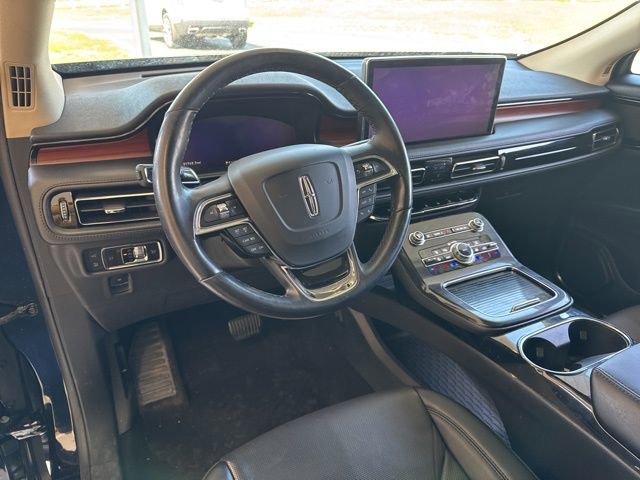 Used 2023 Lincoln Nautilus Reserve w/ Monochromatic Package AWD/4WD image 12