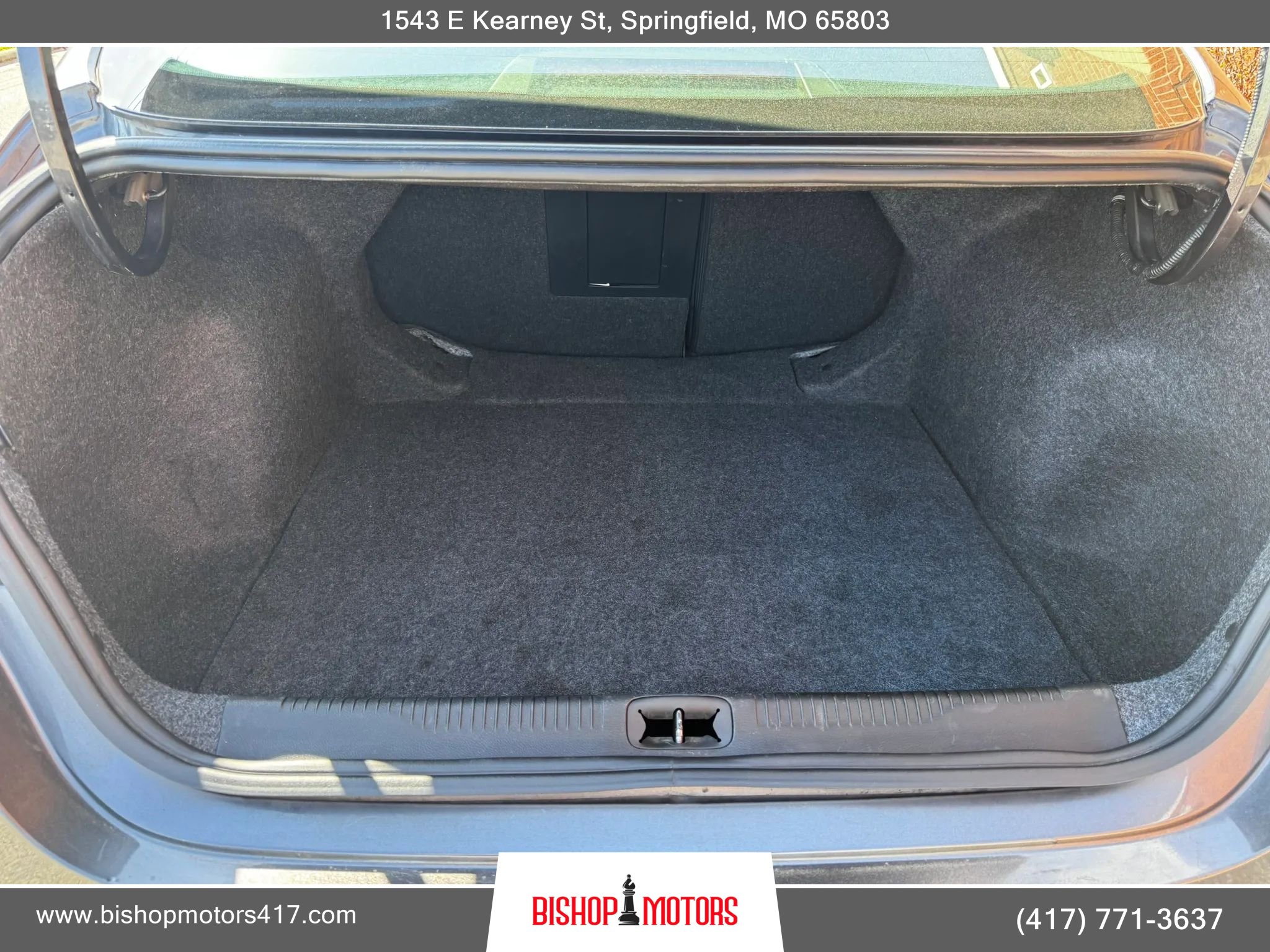 Used 2015 Chrysler 200 Limited w/ Convenience Group image 12