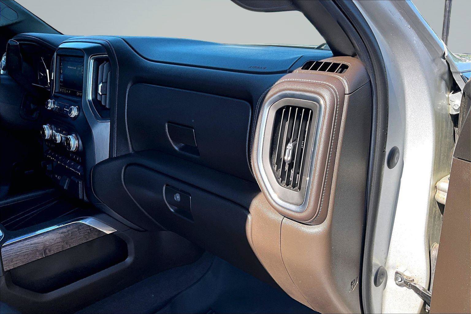 Used 2021 GMC Sierra 2500 Denali AWD/4WD image 17