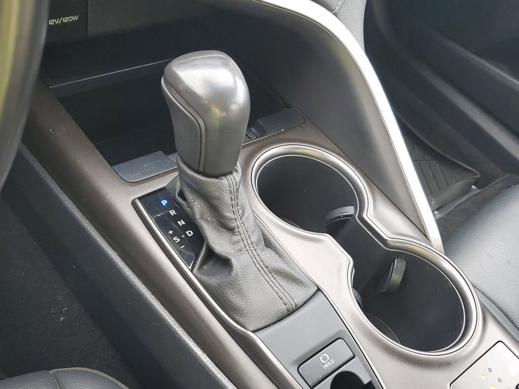 Used 2021 Toyota Camry SE image 22