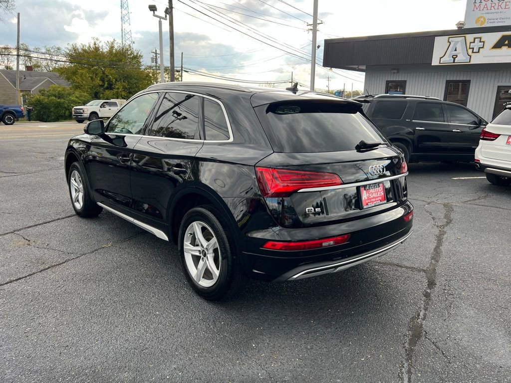 Used 2023 Audi Q5 2.0T Premium w/ Convenience Package image 10