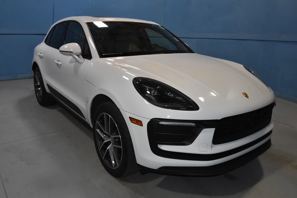 Used 2022 Porsche Macan image 22