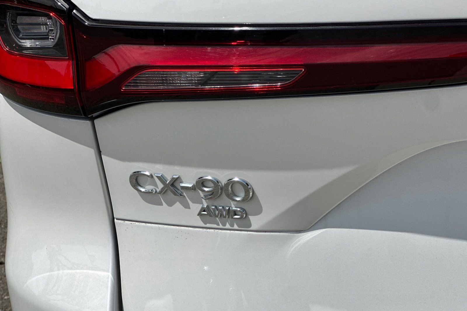 Certified 2024 MAZDA CX-90 Plug-In Hybrid w/ Preferred image 25