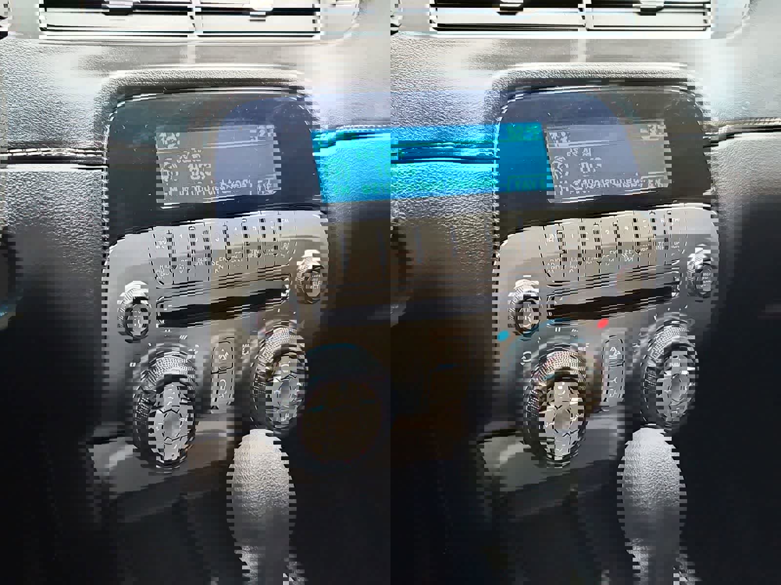 Used 2015 Chevrolet Camaro LS RWD image 27