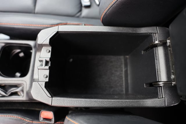 Used 2016 Toyota RAV4 SE w/ Advanced Technology Package AWD/4WD image 34