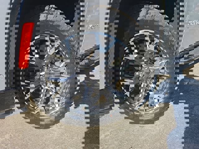 Used 2024 Jeep Wagoneer L Series III w/ Flexible Seating Group image 2