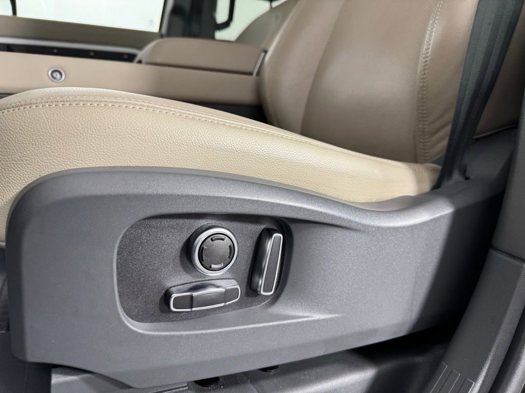 Used 2024 Land Rover Defender 130 S image 14